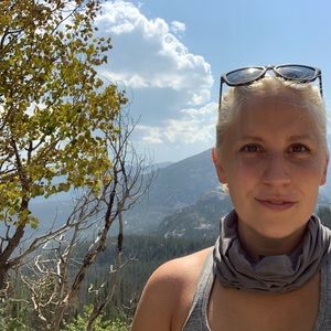 Meet your Posher, Marie